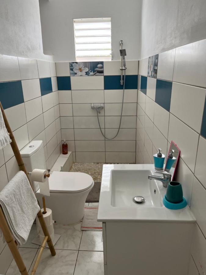 La Petite Girafe Apartment Baie-Mahault Bagian luar foto