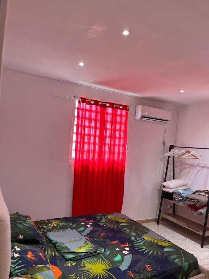 La Petite Girafe Apartment Baie-Mahault Bagian luar foto